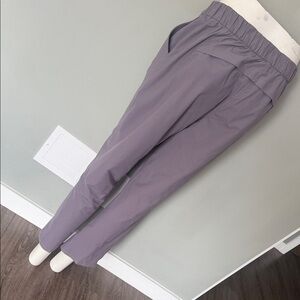 Lululemon size 30 Women’s Cargo Crop trouser Pants